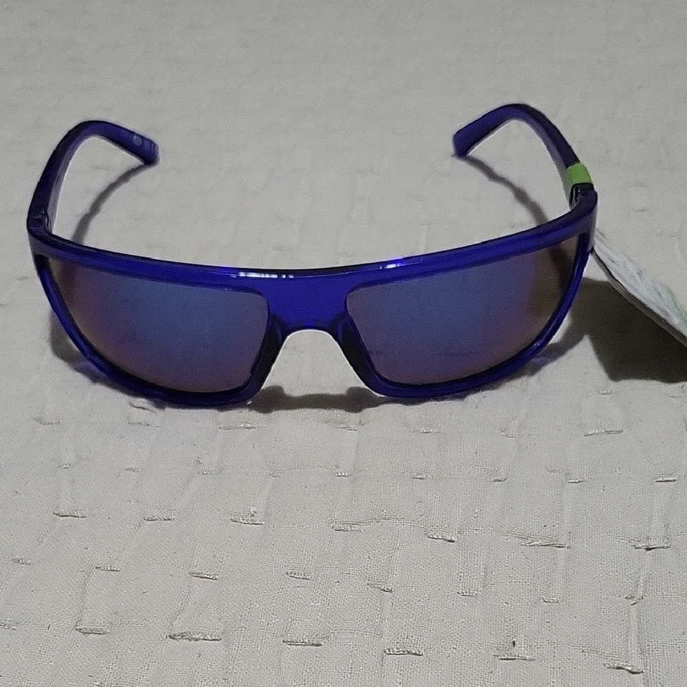 NWT Foster Grant Panama Jack Classic Colbat Blue Sunglasses